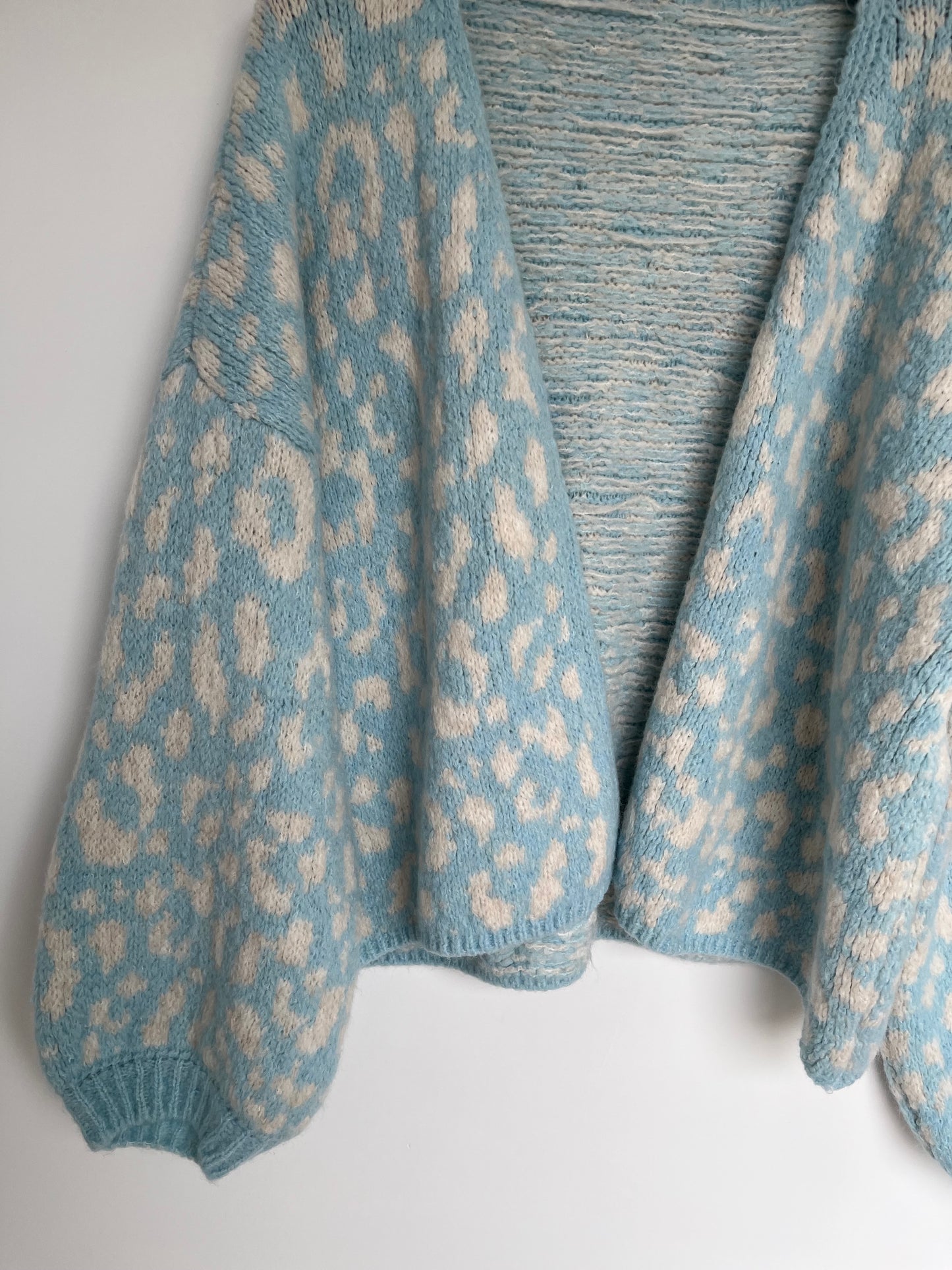 Cardigan "Leo Love" (hellblau)