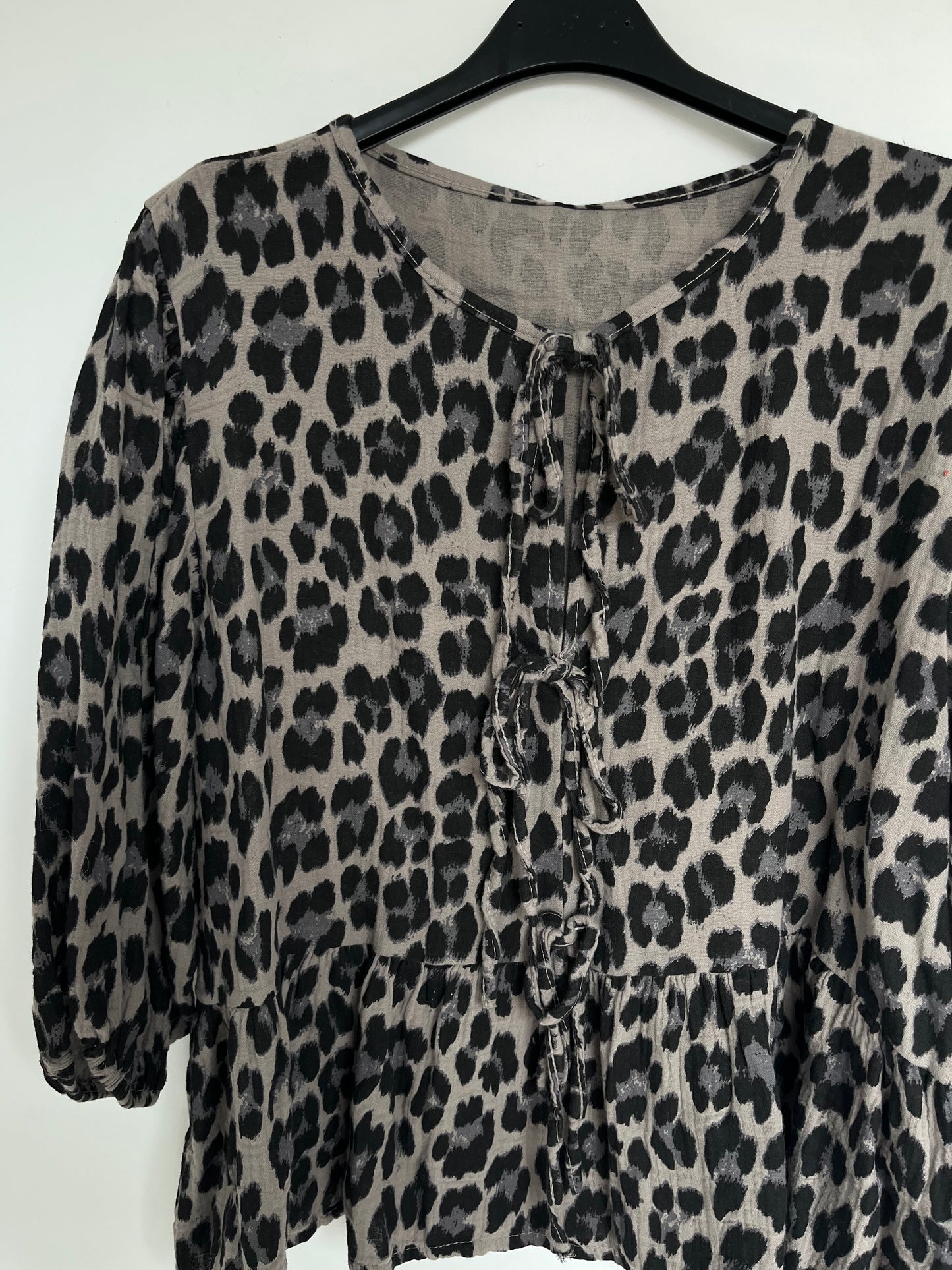 Musselin Bluse Schleifen "Jessica" (Leo - taupe)