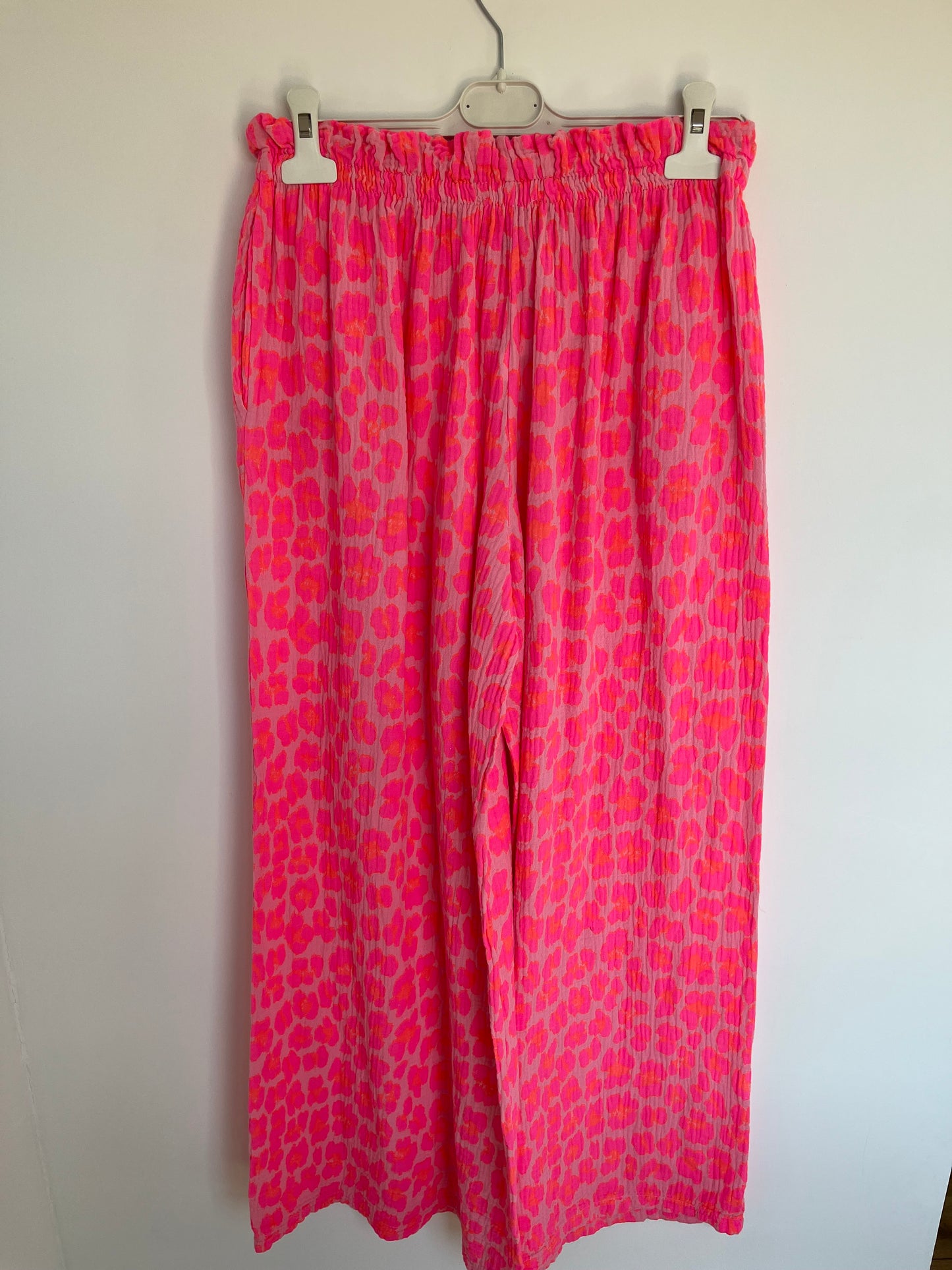 Musselin Hose Leo (pink-orange)