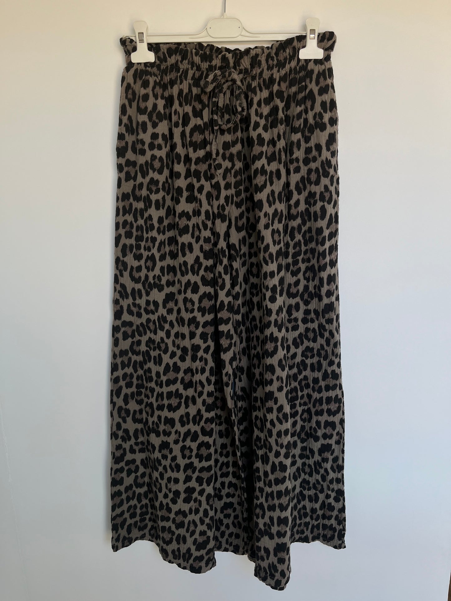 Musselin Hose Leo (taupe)