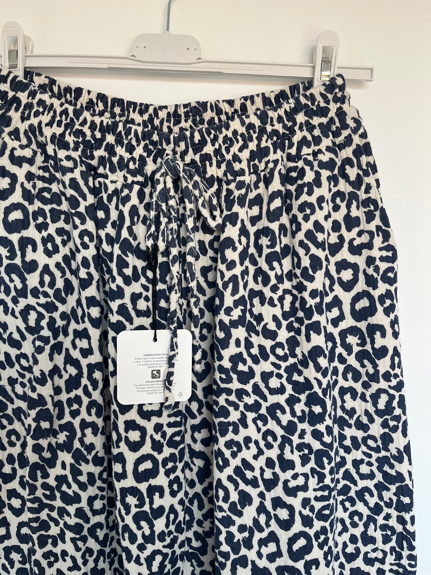 Musselin Hose Leo (dunkelblau)