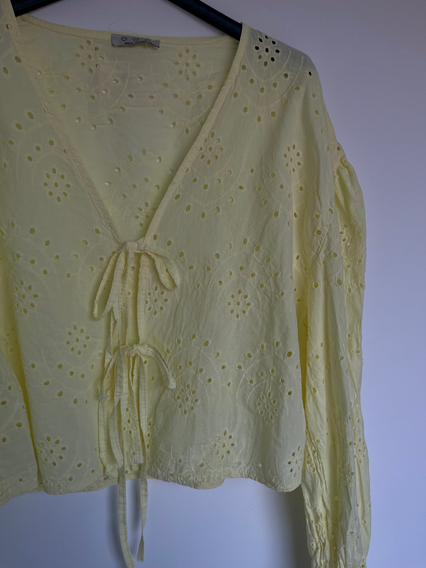 SALE Lochbluse "Mira" (gelb)
