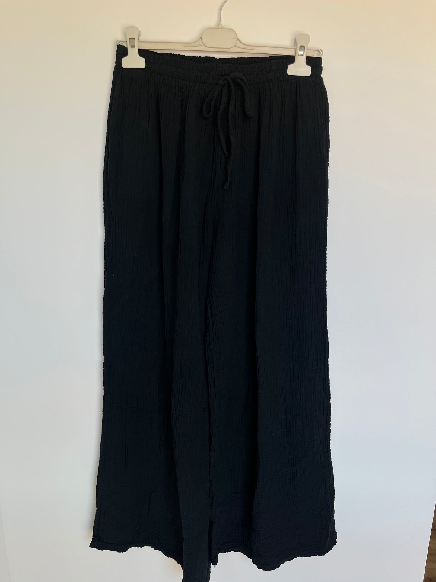 Musselin Hose "Nora" (schwarz)