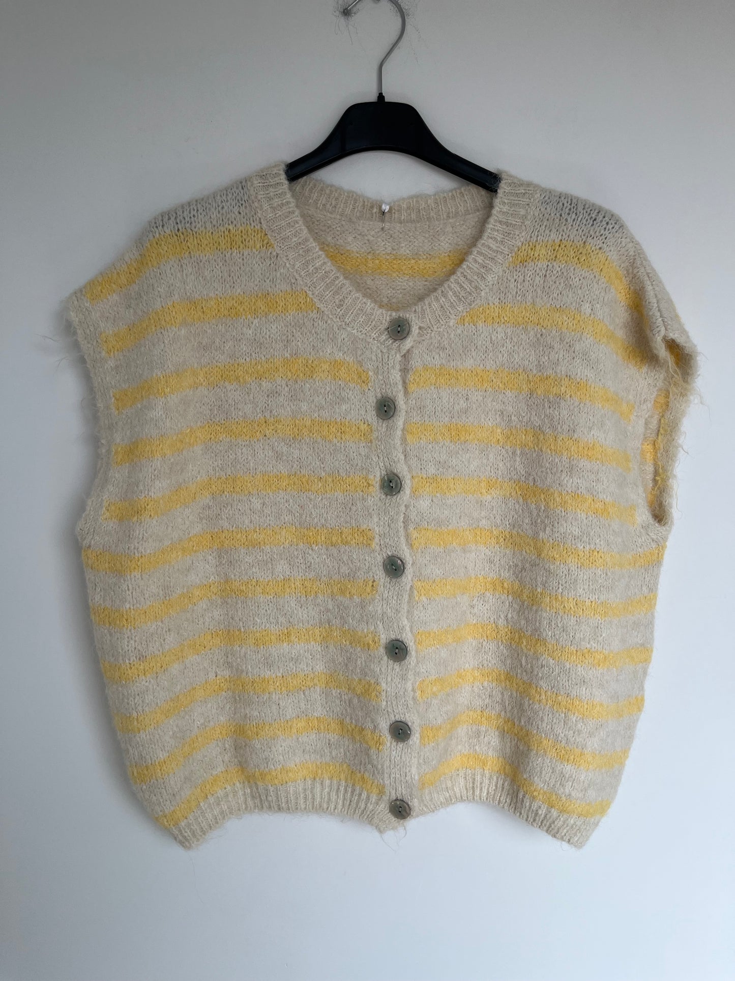 Strickweste "Streifi" (beige-gelb)