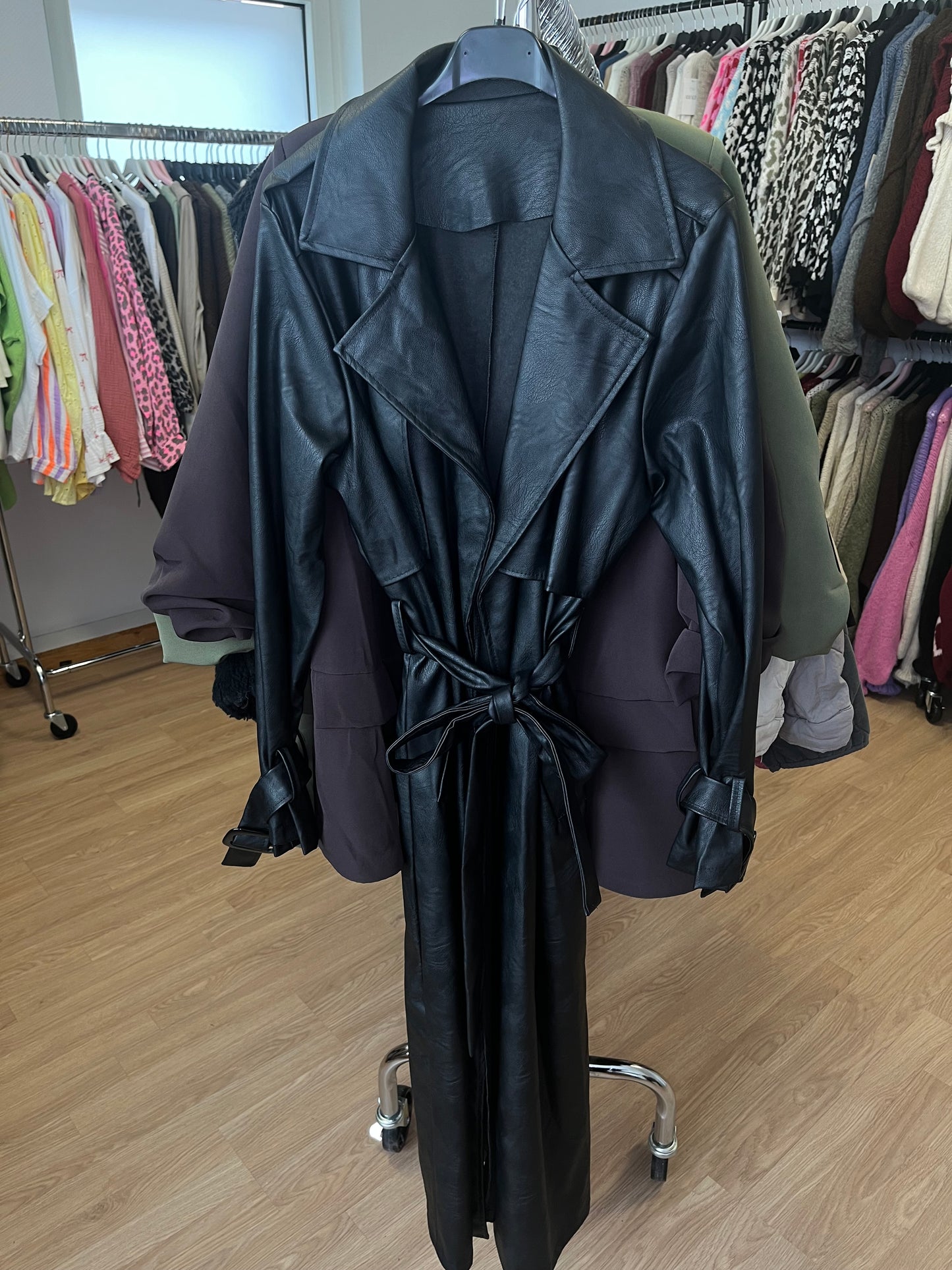 Mantel Leder-Optik (schwarz)
