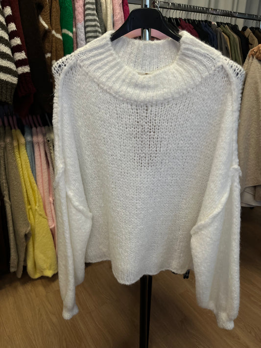 Basic Pullover (weiß)