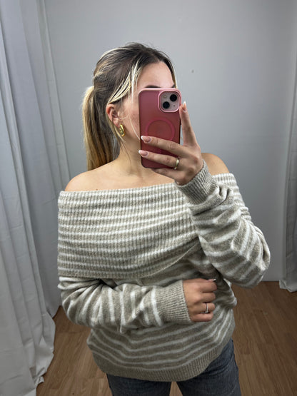 Off Shoulder Pullover "Juna" Sale