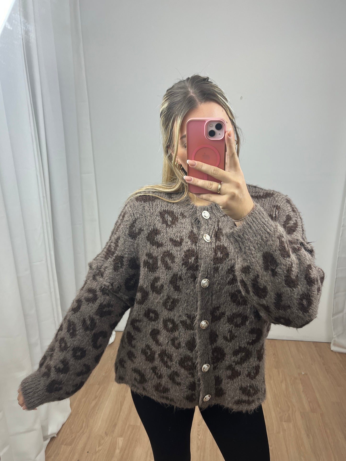 Leo Cardigan "Nala"