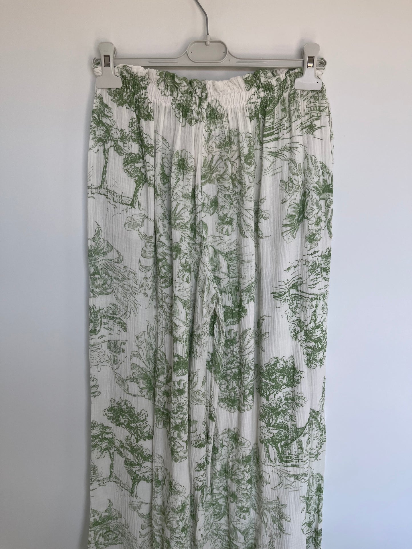 Musselin Hose "Lisa" (weiß-grün)
