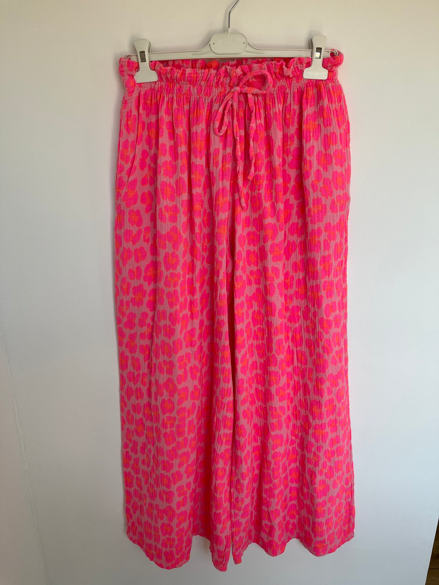 Musselin Hose Leo (pink-orange)