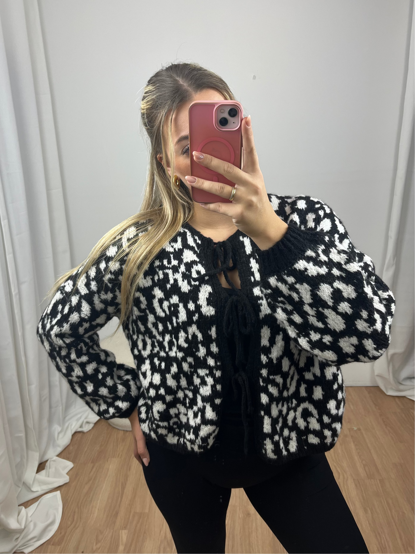 Leo Cardigan "Tina"