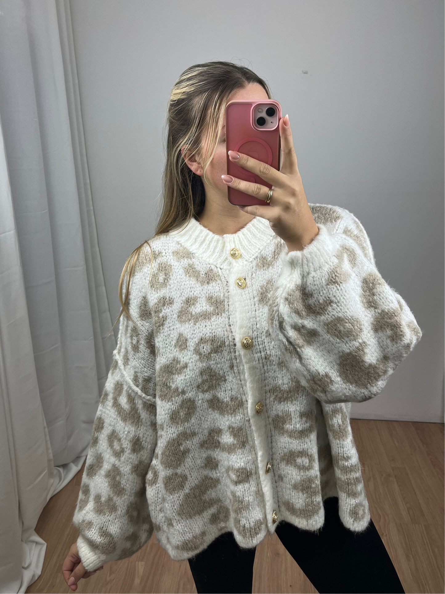 Leo Cardigan "Nala"