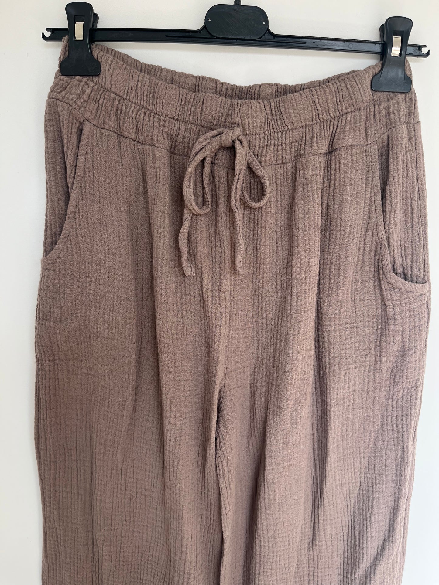 Musselin Hose (taupe)