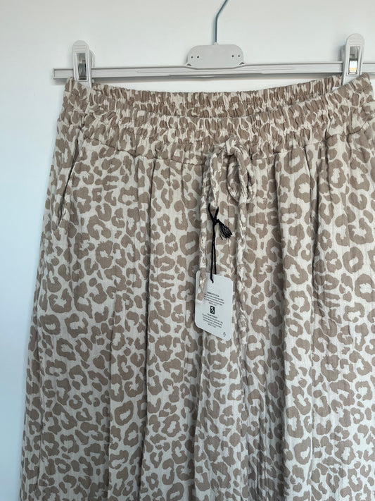 Musselin Hose Leo (beige)