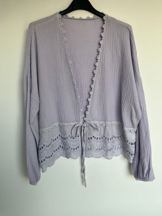 SALE Musselin Bluse "Rüschen" (Flieder)